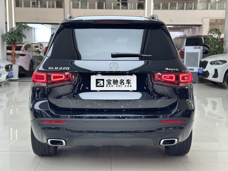 Mercedes-Benz GLB - фото 4