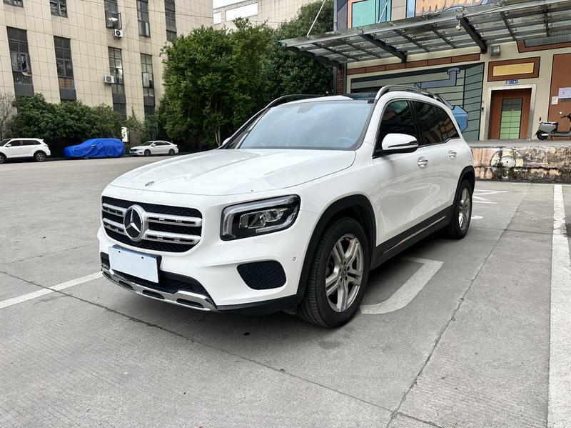 Mercedes-Benz GLB - фото 0