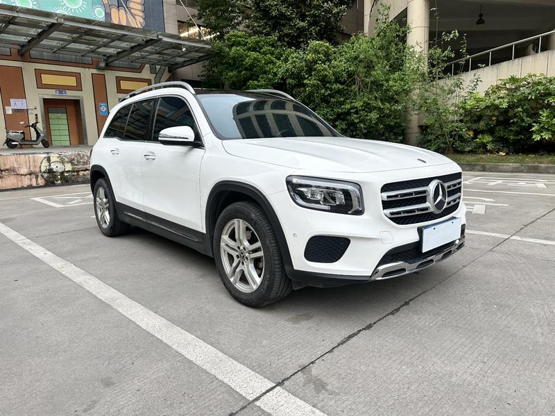 Mercedes-Benz GLB - фото 2