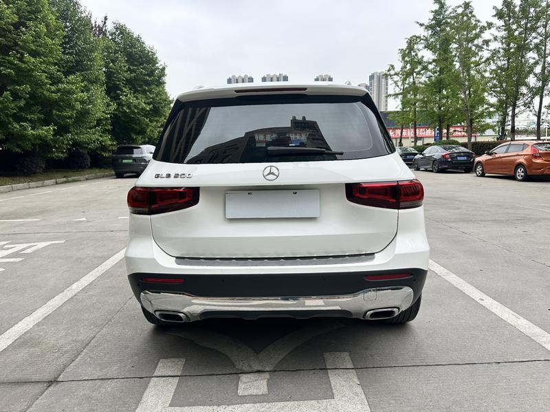 Mercedes-Benz GLB - фото 4