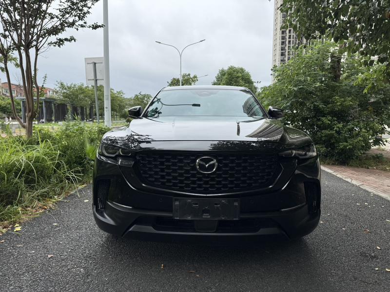 Mazda CX-50 - фото 1