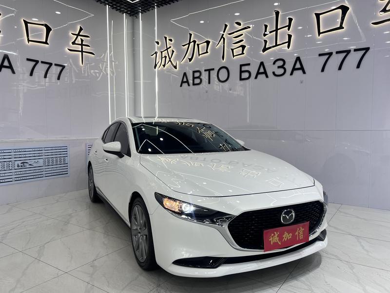 Mazda Mazda3 - фото 2
