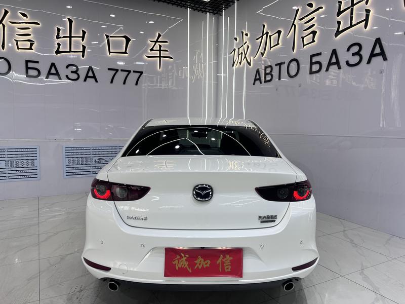 Mazda Mazda3 - фото 4