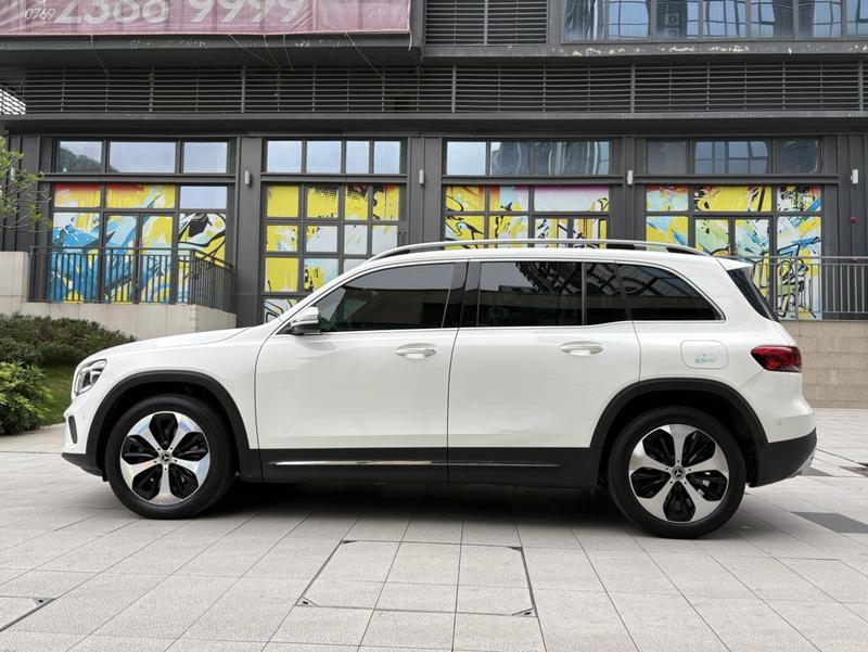 Mercedes-Benz GLB - фото 3