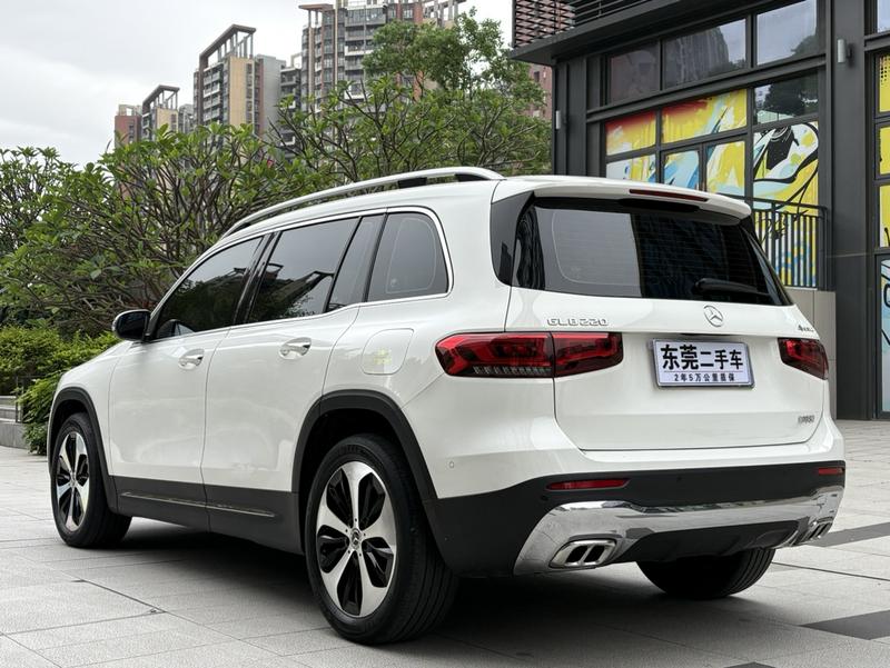 Mercedes-Benz GLB - фото 4