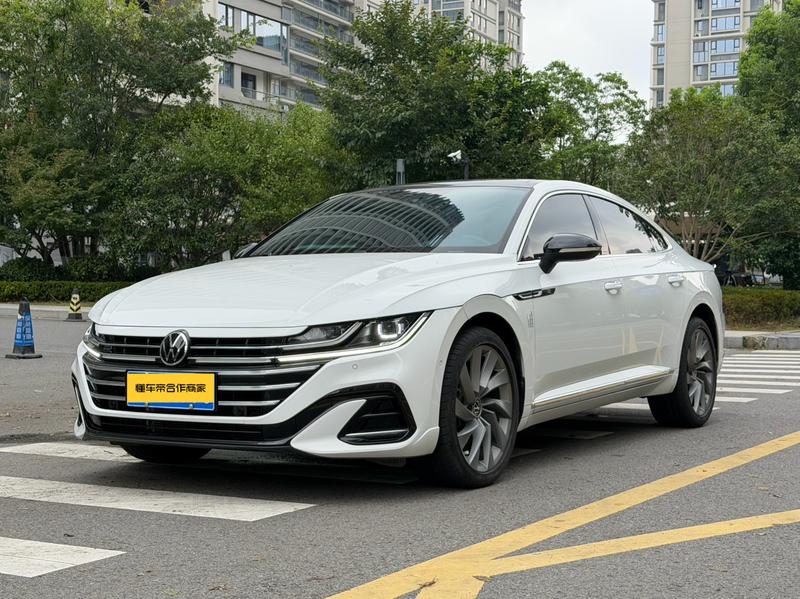 Volkswagen CC - фото 0