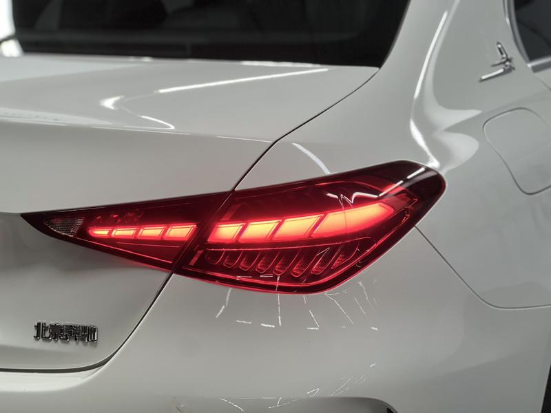 Mercedes-Benz C-Class - фото 3