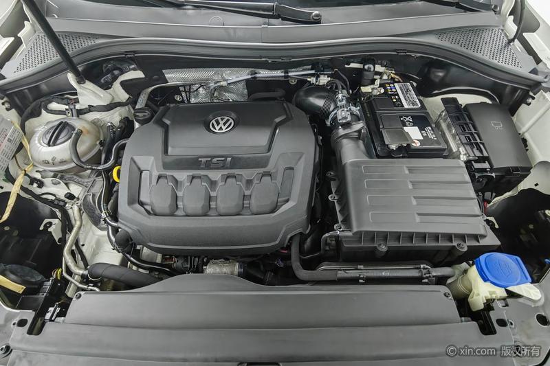 Volkswagen Tiguan L - фото 4