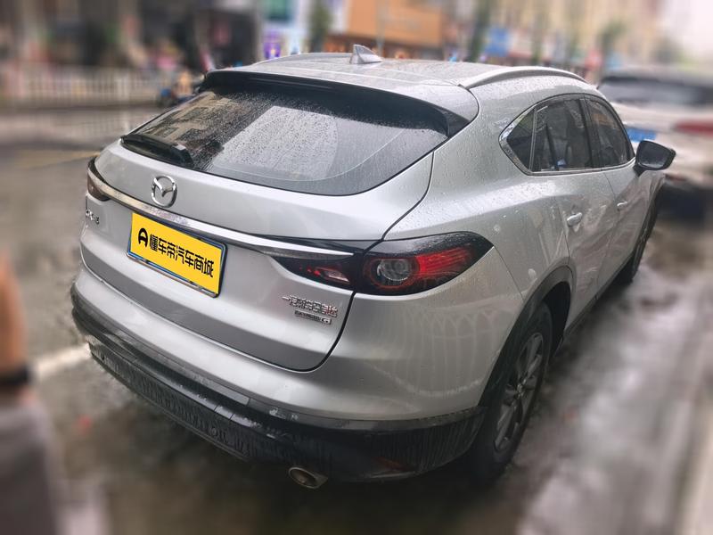 Mazda CX-4 - фото 1