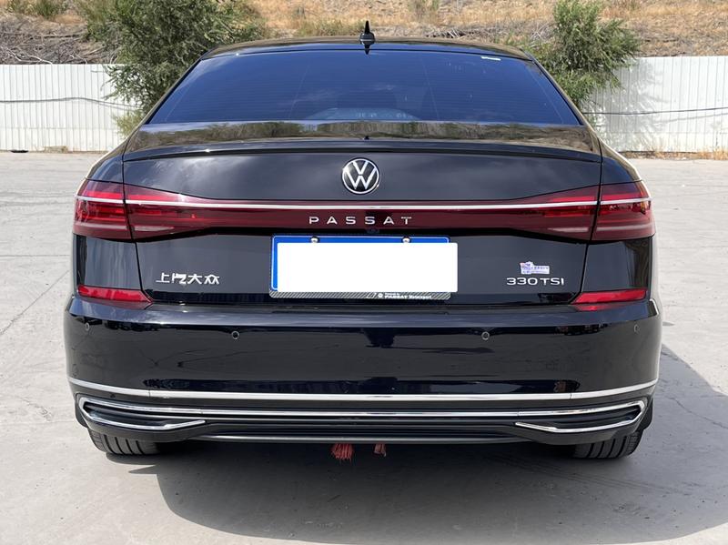Volkswagen Passat - фото 4