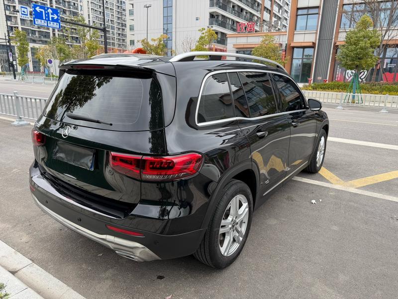 Mercedes-Benz GLB - фото 4