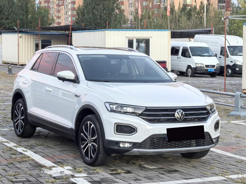 Volkswagen T-Roc - фото 2