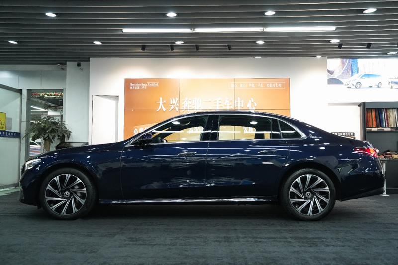 Mercedes-Benz E-Class - фото 3