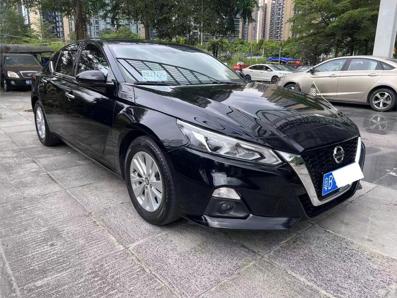 Nissan Teana - фото 2