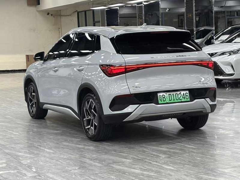 BYD Atto 3 - фото 2