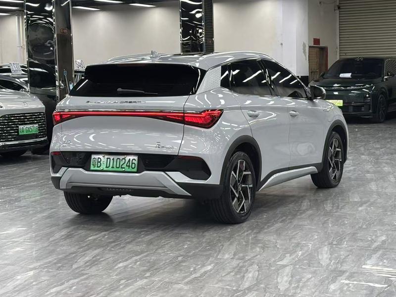 BYD Atto 3 - фото 4