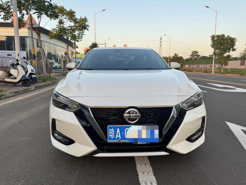 Nissan Sylphy - фото 1