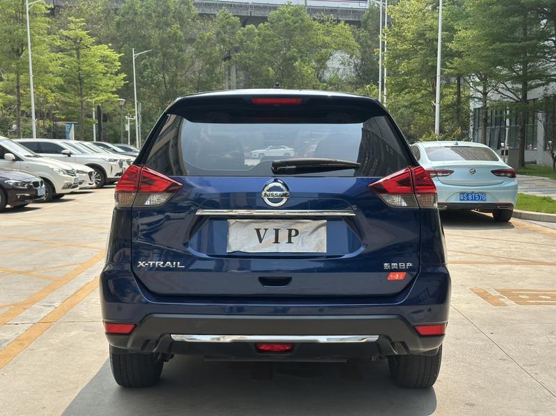 Nissan X-Trail - фото 4
