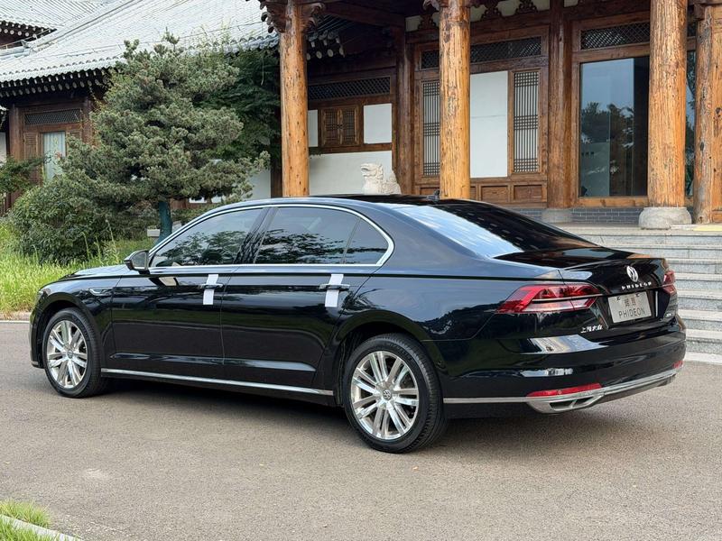 Volkswagen Phideon - фото 3