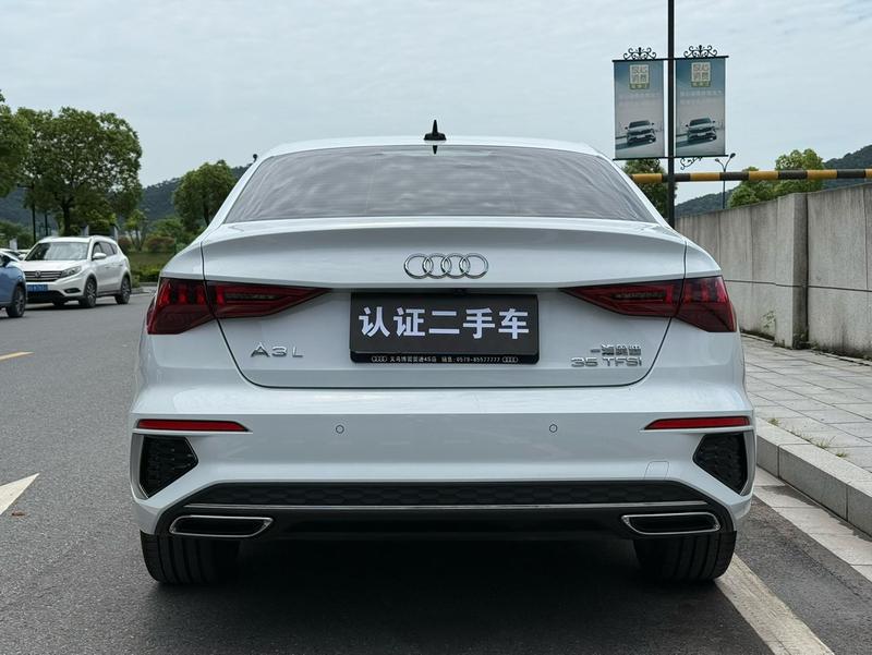 Audi A3 - фото 4