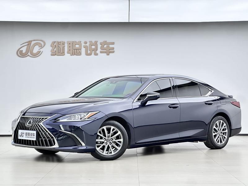 Lexus ES - фото 0