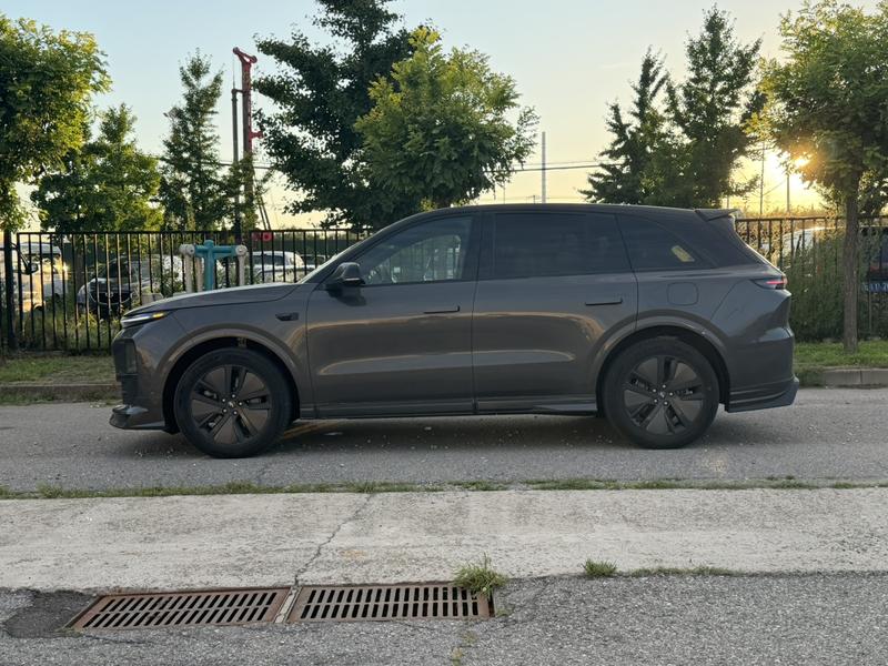 Li Auto L6 - фото 2