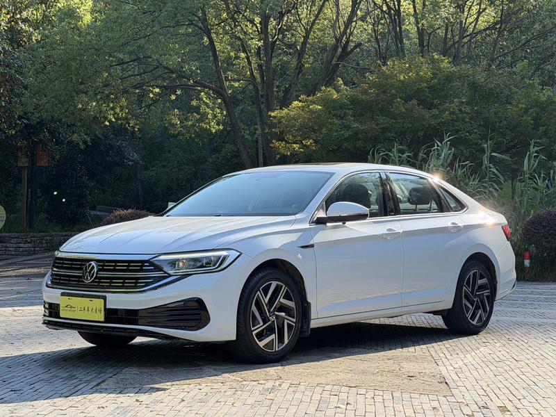 Volkswagen Sagitar - фото 0