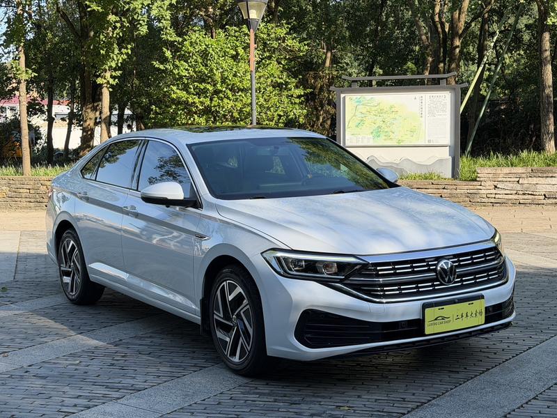 Volkswagen Sagitar - фото 2