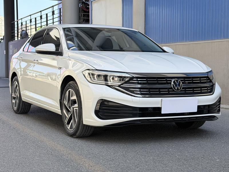 Volkswagen Sagitar - фото 2