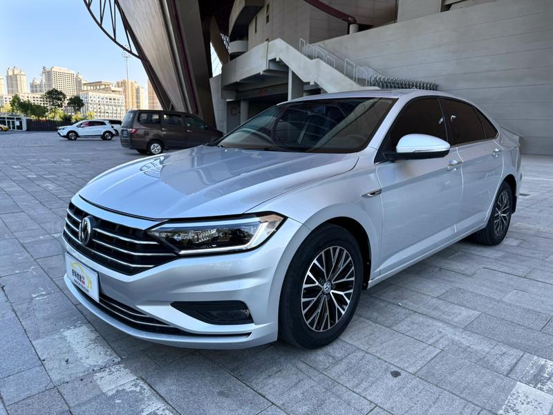 Volkswagen Sagitar - фото 0