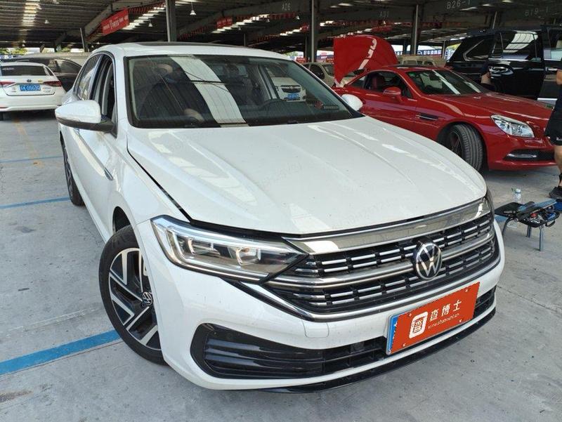 Volkswagen Sagitar - фото 0