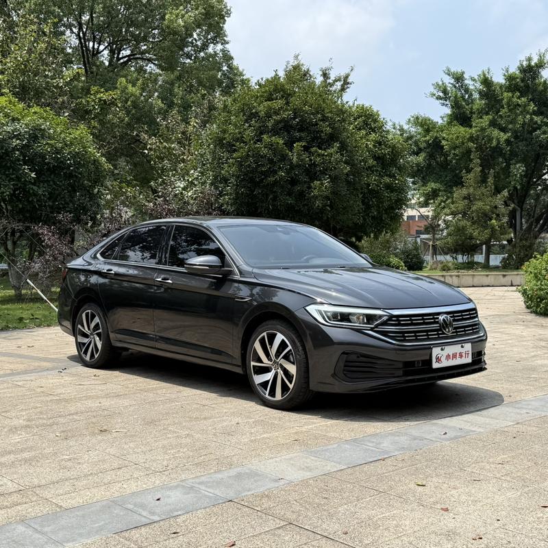Volkswagen Sagitar - фото 2