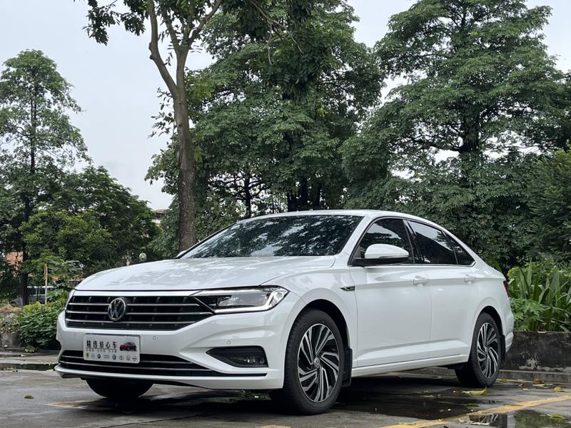 Volkswagen Sagitar - фото 0