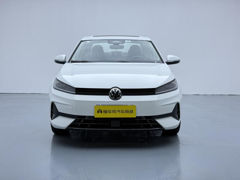 Volkswagen Sagitar - фото 1
