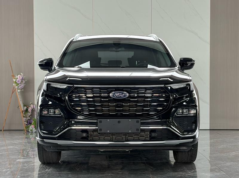Ford Edge L - фото 1
