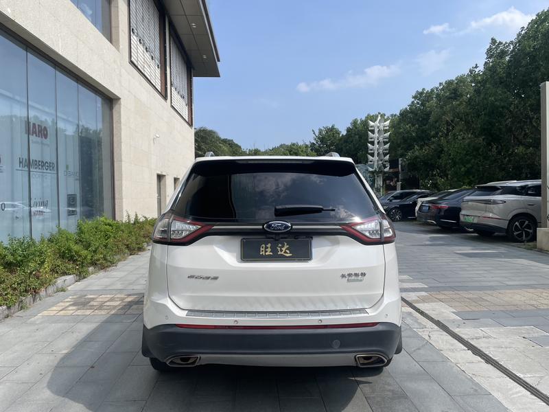 Ford Edge - фото 4