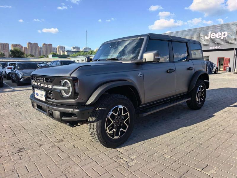 Ford Bronco - фото 0