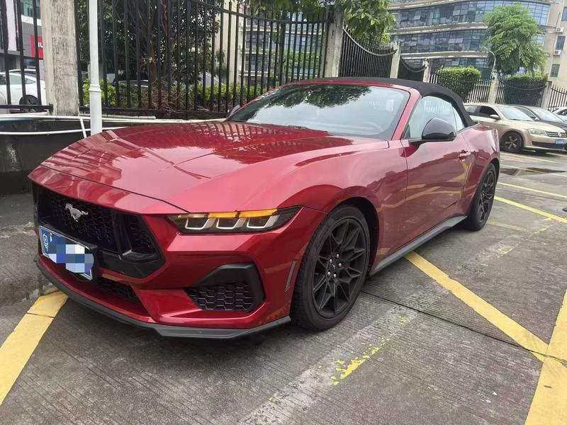 Ford Mustang - фото 0