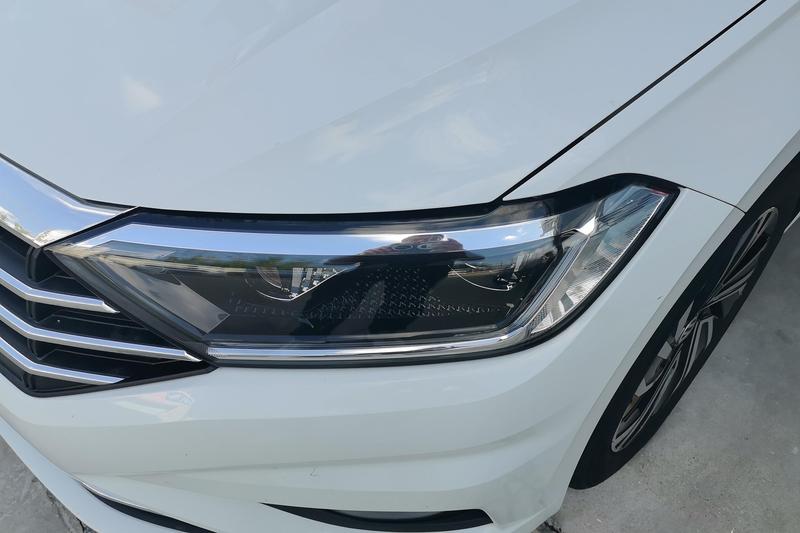Volkswagen Sagitar - фото 3