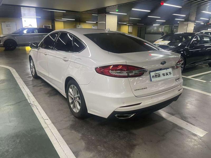 Ford Mondeo - фото 3