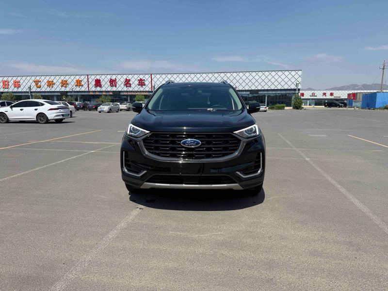 Ford Edge - фото 1