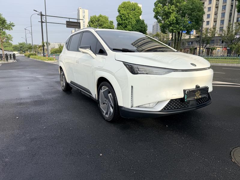 Hycan Z03 - фото 2