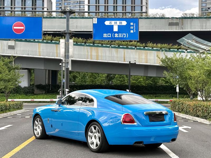 Rolls-Royce Wraith - фото 3