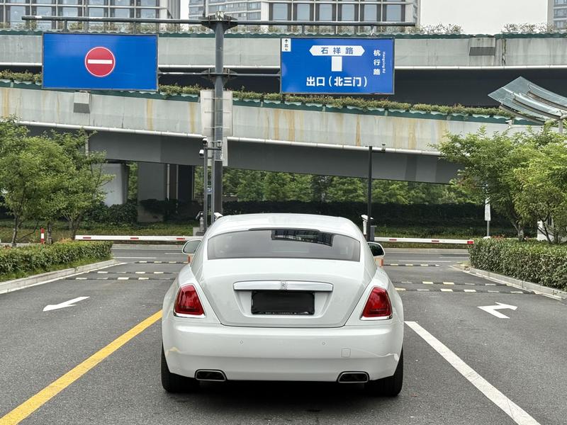 Rolls-Royce Wraith - фото 4
