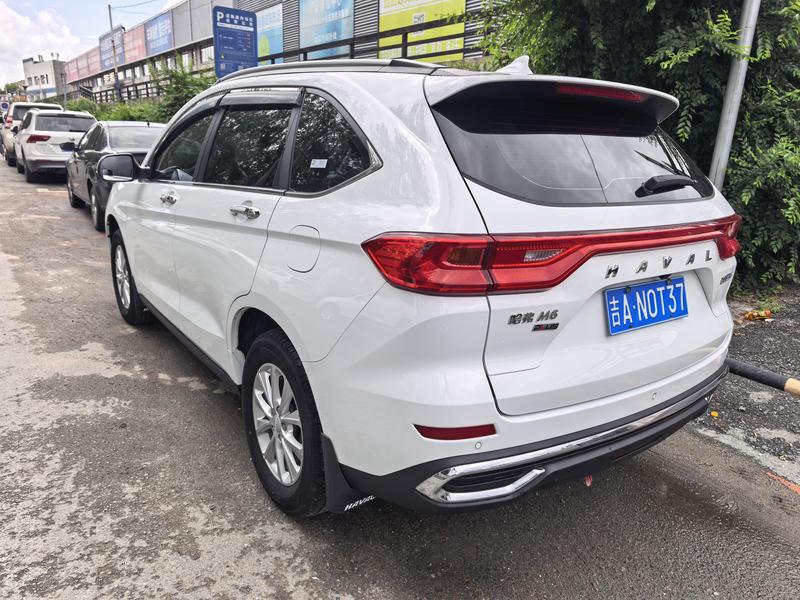 Haval M6 - фото 2