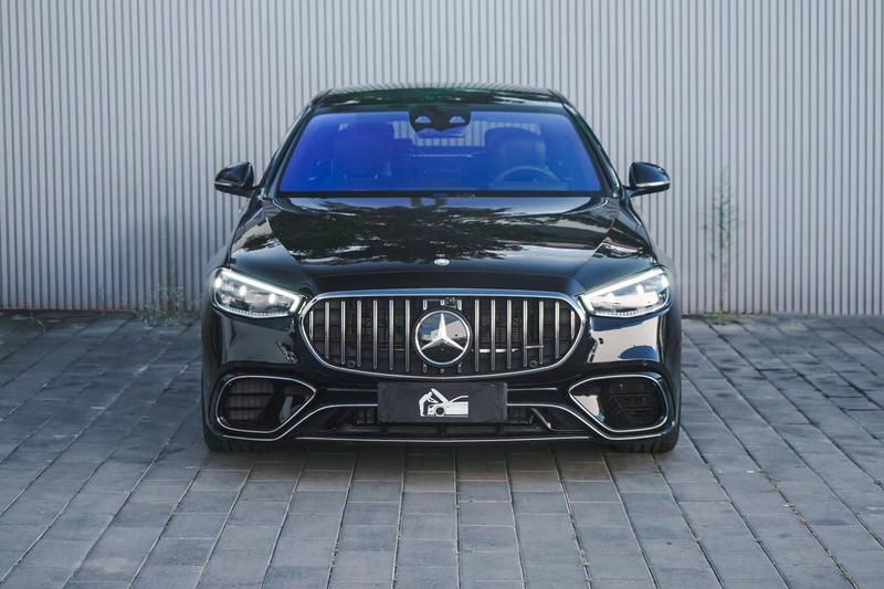 Mercedes-Benz S AMG PHEV - фото 1