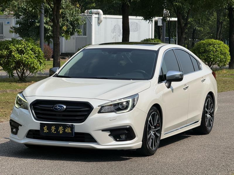 Subaru LEGACY - фото 0