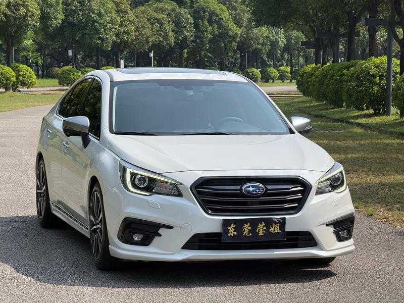Subaru LEGACY - фото 2