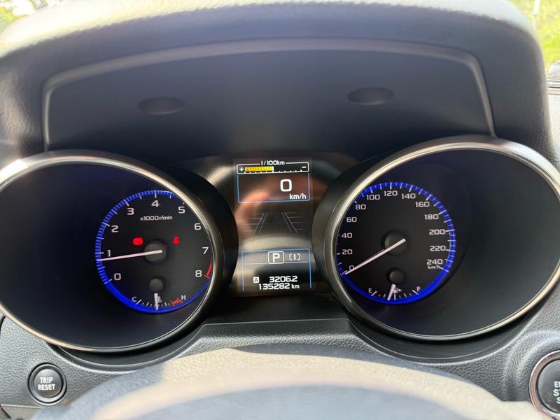 Subaru LEGACY - фото 4