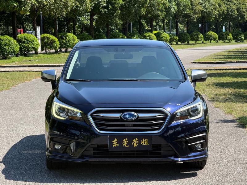 Subaru LEGACY - фото 1